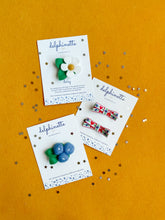 Load image into Gallery viewer, Daisy Hair Tie l April Birth Month Flower