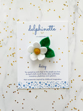 Load image into Gallery viewer, Daisy Hair Clip l April Birth Month Flower