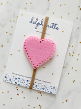 Load image into Gallery viewer, Baby Pink Heart Headband