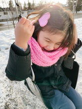 Load image into Gallery viewer, Baby Pink Heart Hair Clip