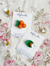 Load image into Gallery viewer, Bee Hair Clip