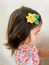 Load image into Gallery viewer, Daffodil Hair Clip l March Birth Month Flower